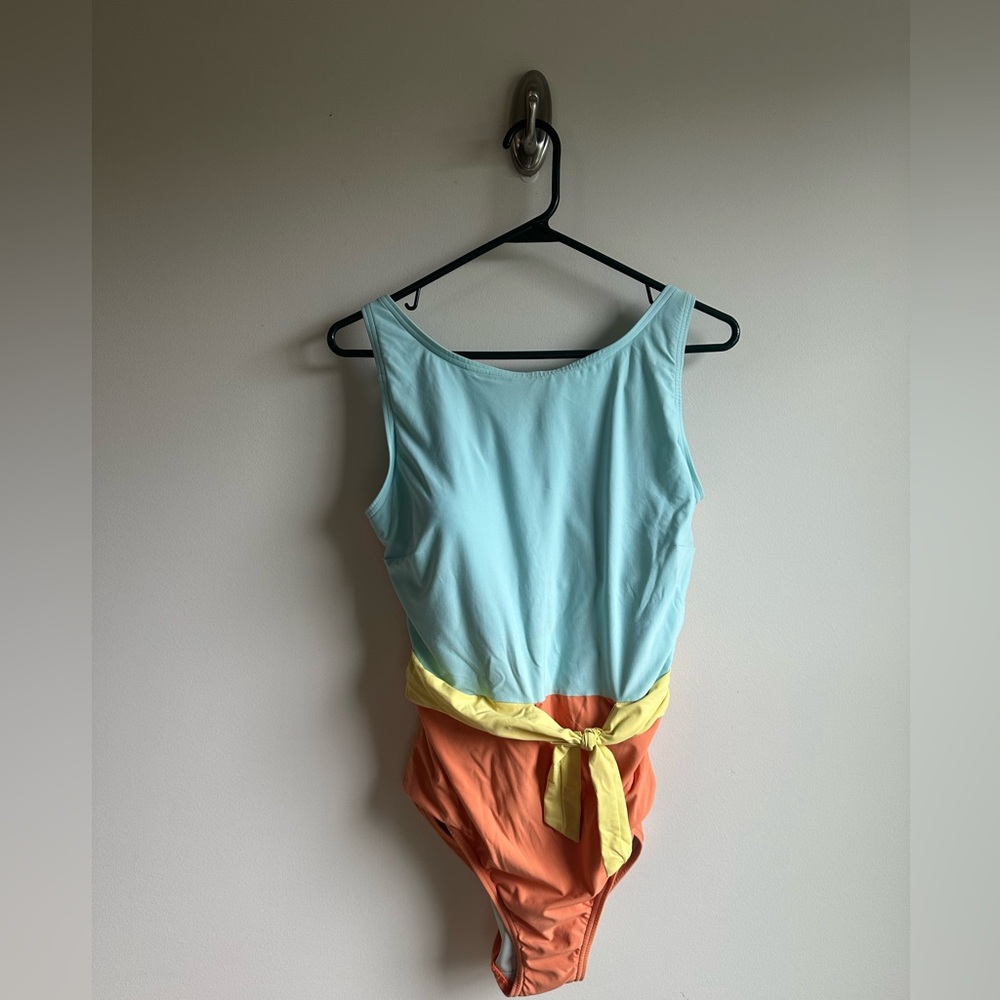 Lands’ End High Neck One Piece Swimsuit, Women’s Size 12